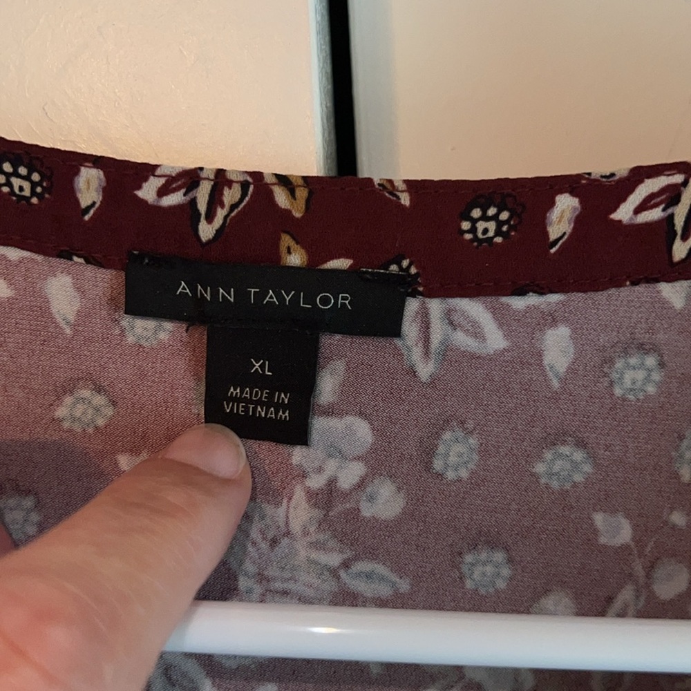 Long sleeve floral blouse - Picture 3 of 4